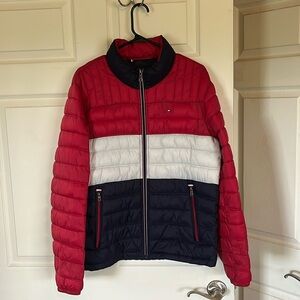 Tommy Hilfiger men’s small poly-fill packable jacket red/white/blue
